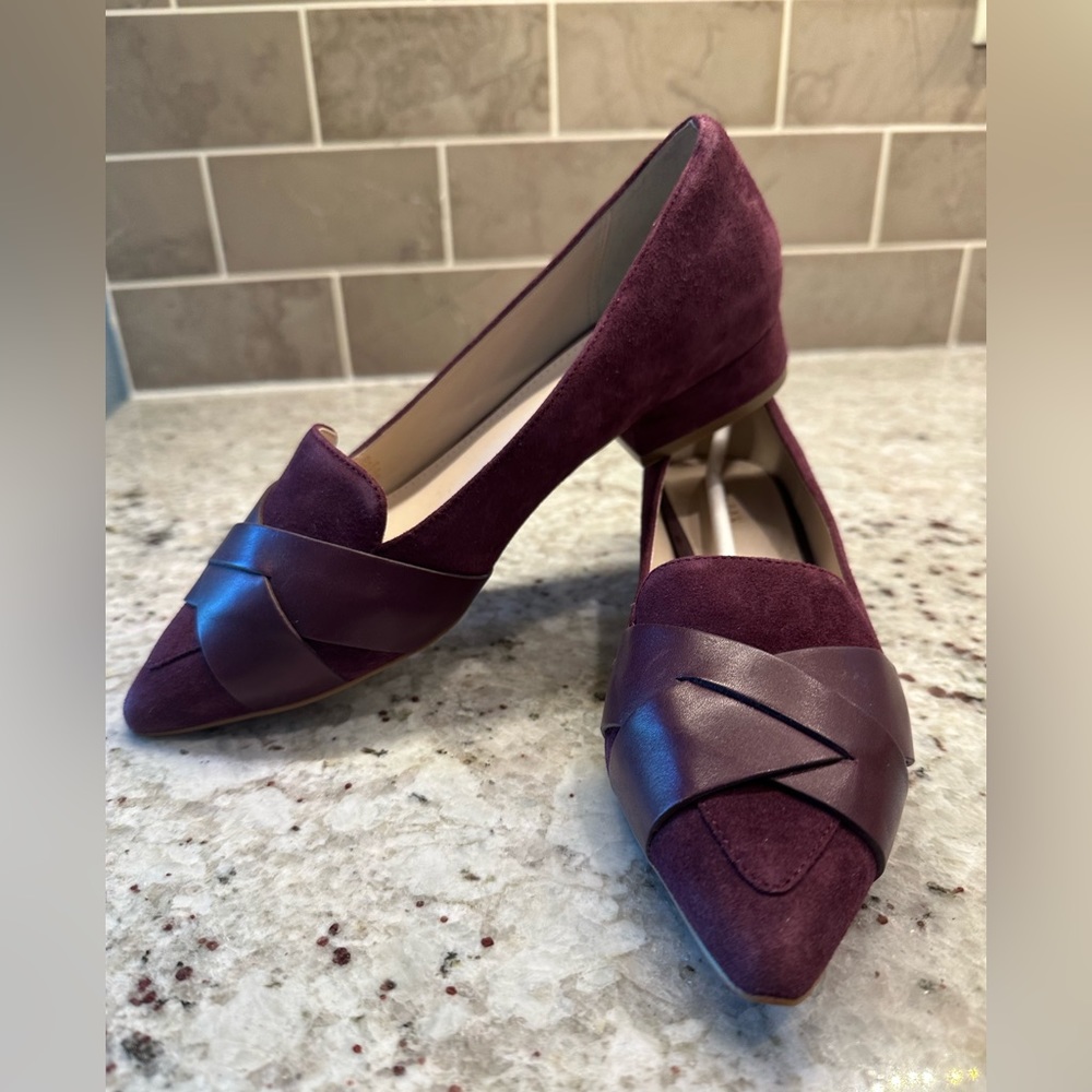 Beautiful, new with box Cole Haan suede shoes!